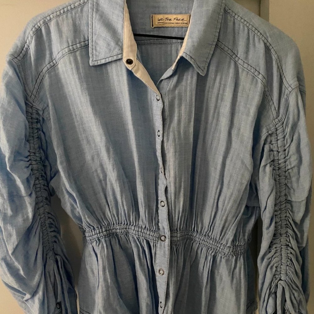 Free People Denim Button Down Shirt (Label: We The Free), Size M